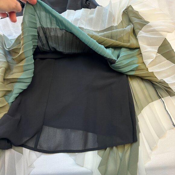 Sisley Color Block Pleated Asymmetrical Midi Dress Black US Size 8 Lined - Picture 14 of 15